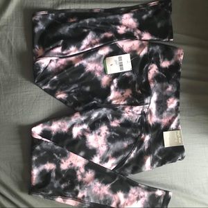 Active Wear Tie-Dye Leggings